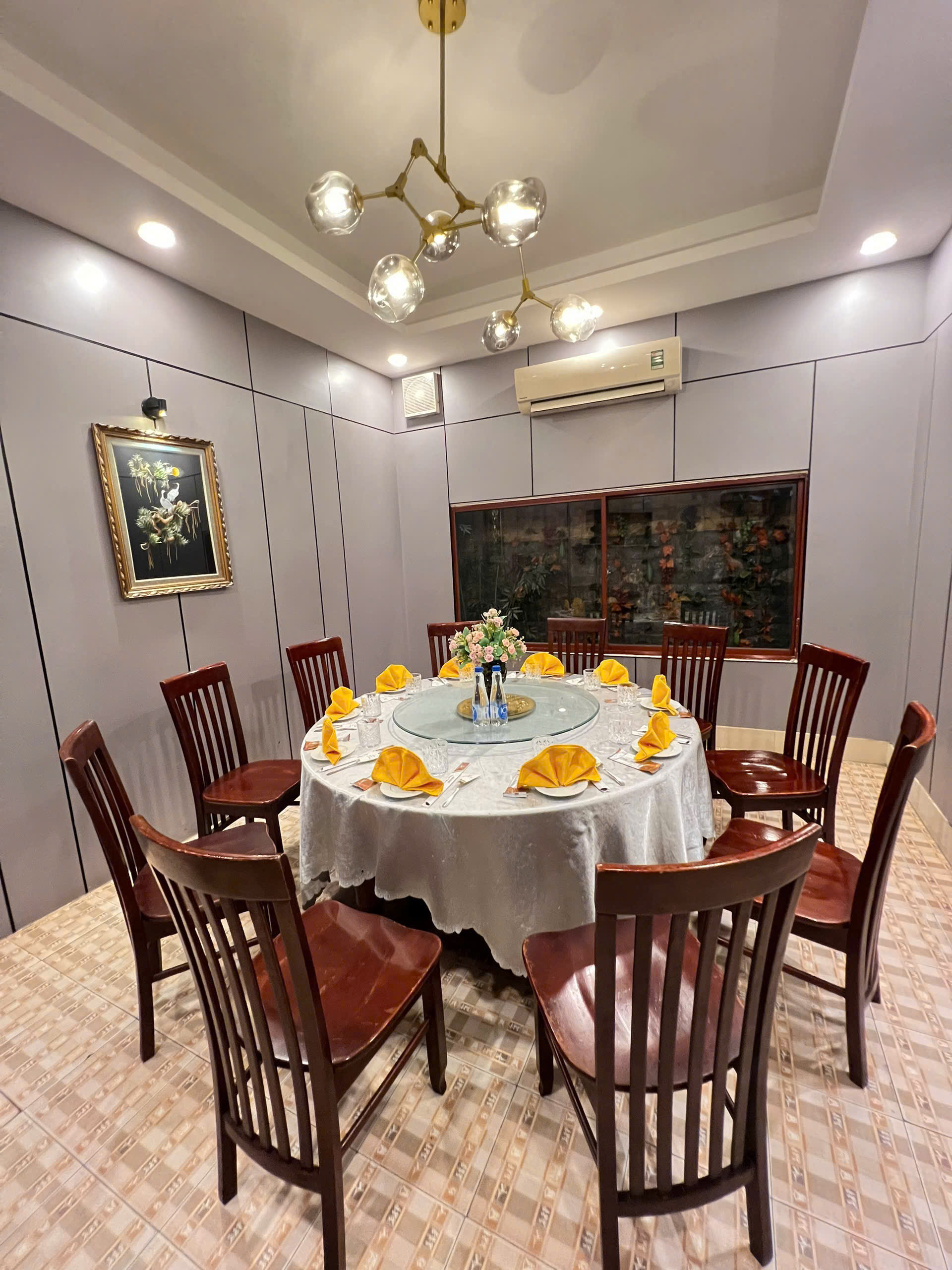 Phòng VIP Thu Hiền